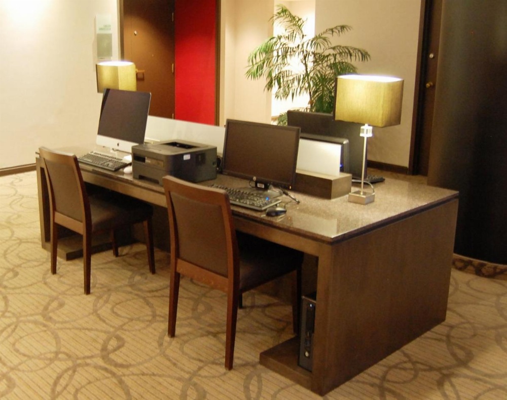 Holiday Inn Montreal Centre Ville Downtown Image 7